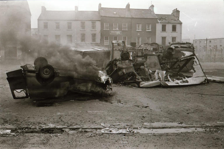 69 great photos from Derry & Donegal back in February 1976