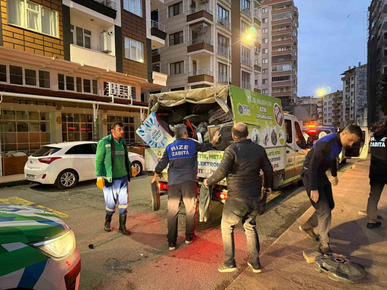 Rize’de kaldırım işgallerine yönelik reklam operasyonu