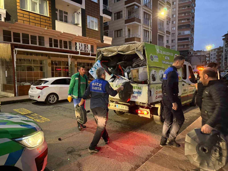 Rize’de kaldırım işgallerine yönelik reklam operasyonu