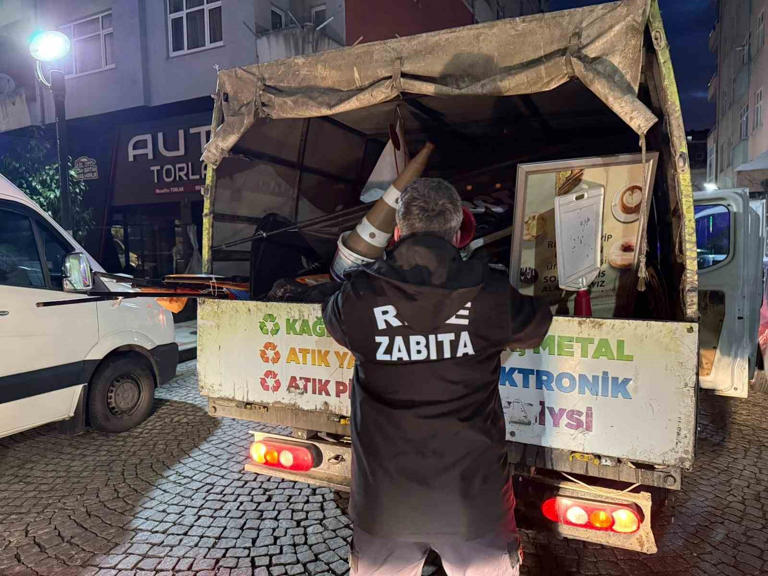 Rize’de kaldırım işgallerine yönelik reklam operasyonu