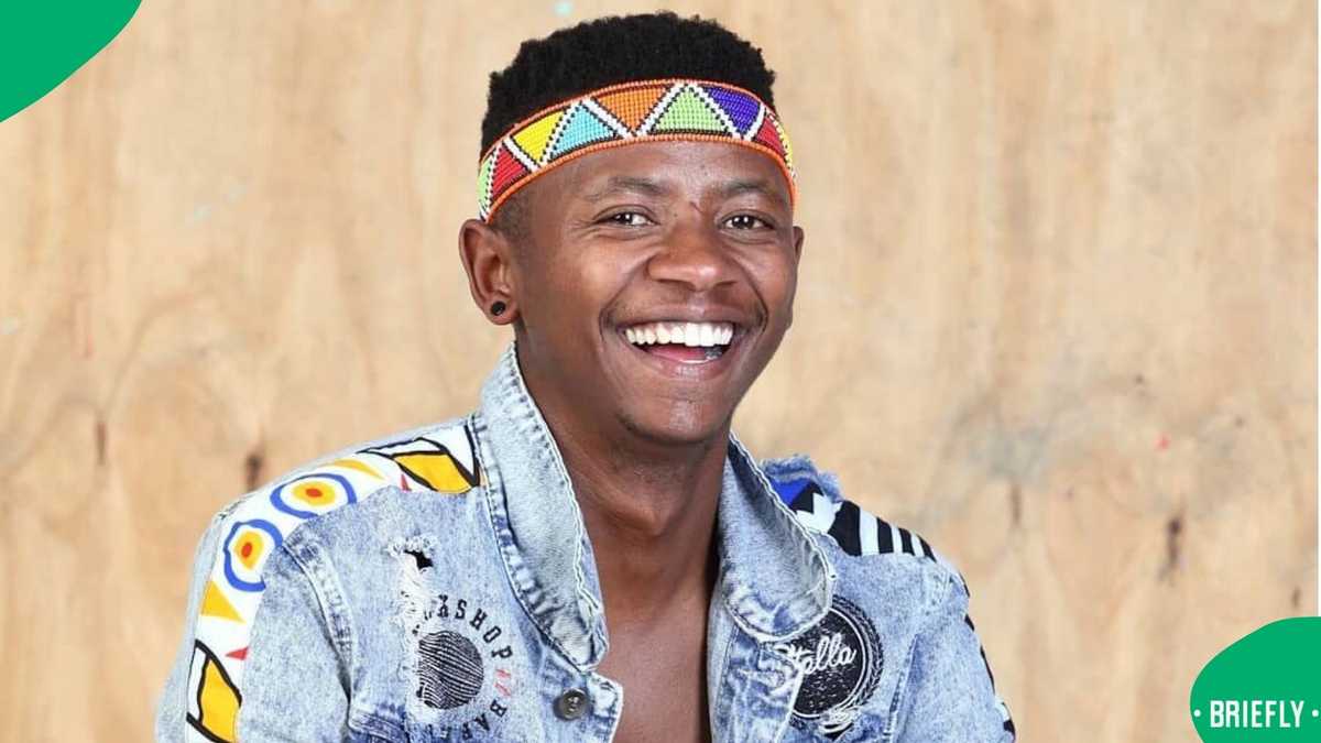 pholoso-mohlala-and-ayanda-daweti-discuss-their-debuts-on-generations
