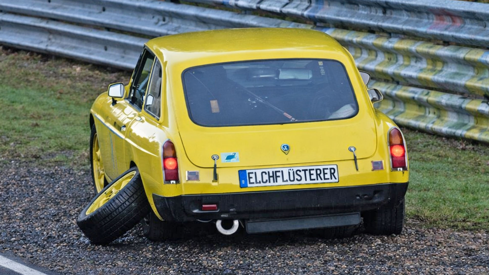 High speed run ends with wheel detached