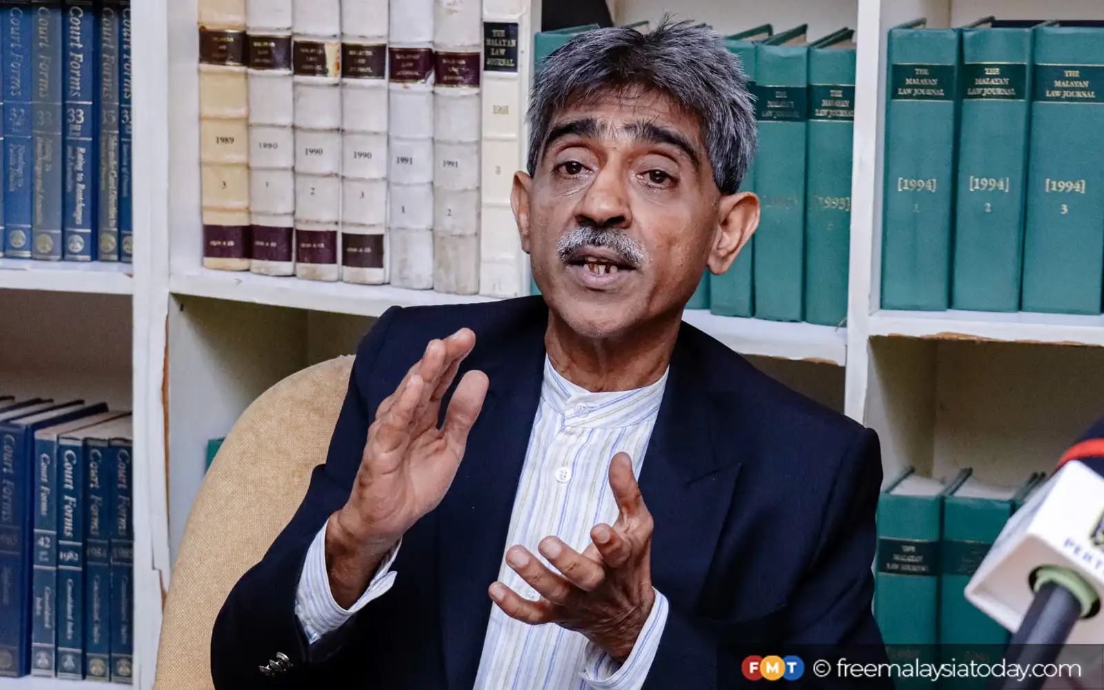 Lawyer to sue cops, govt after rally on 'illegal' temples blocked