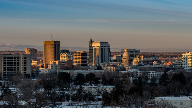 Cold week ahead with more snow showers