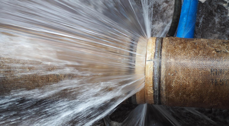 A water main break caused thousands in damage — and the city wouldn’t ...