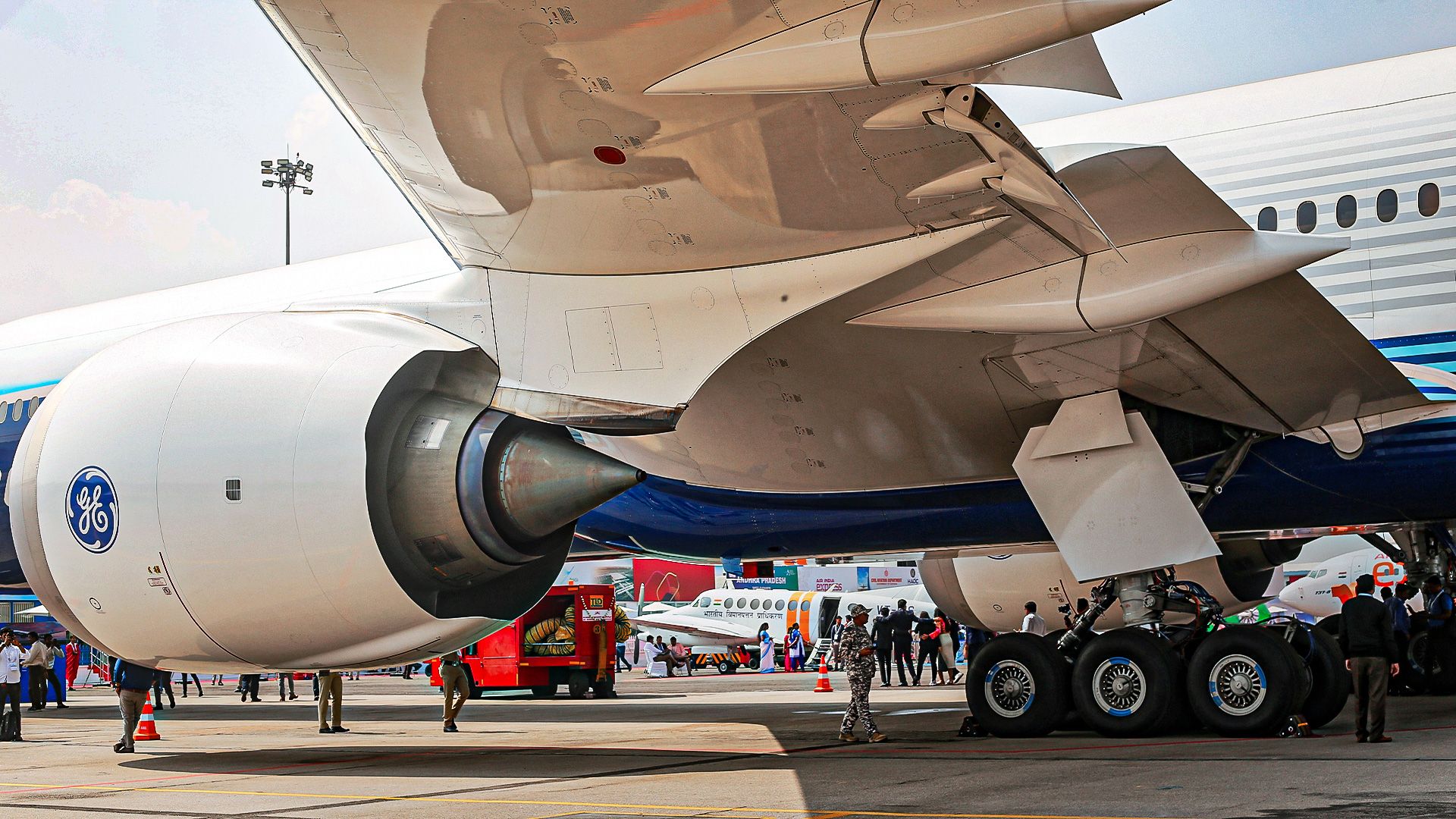 Why do the Boeing 787’s engines have chevrons & the 777X’s don’t?
