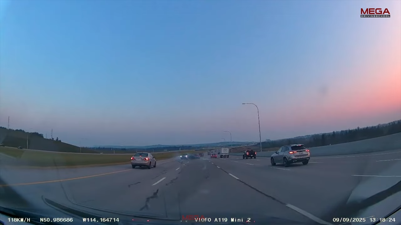 Road rage driver causes a huge crash on a highway
