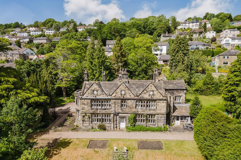 Beautiful six-bedroom mansion in Yorkshire on sale for £1.15m – and it ...