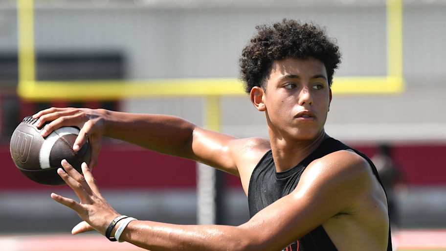 26-TD QB adds 17th Power Four offer this year as recruitment battle begins