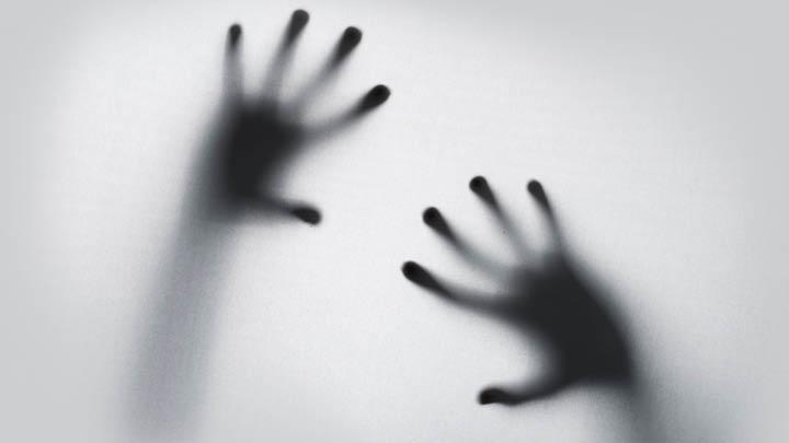 Ilustrasi polisi melakukan penyelidikan