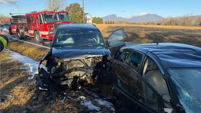Injuries reported after crash, Bedford fire crews say