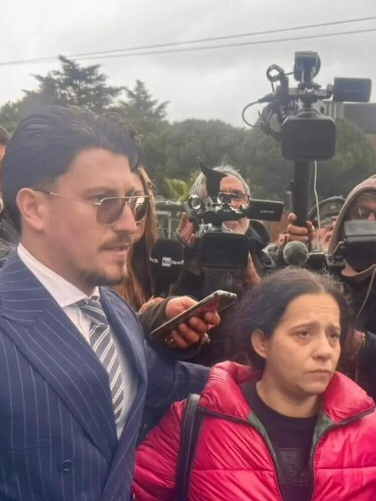Il bimbo col 'cuore bruciato' è stabile ma grave. Al Monaldi arrivano ...