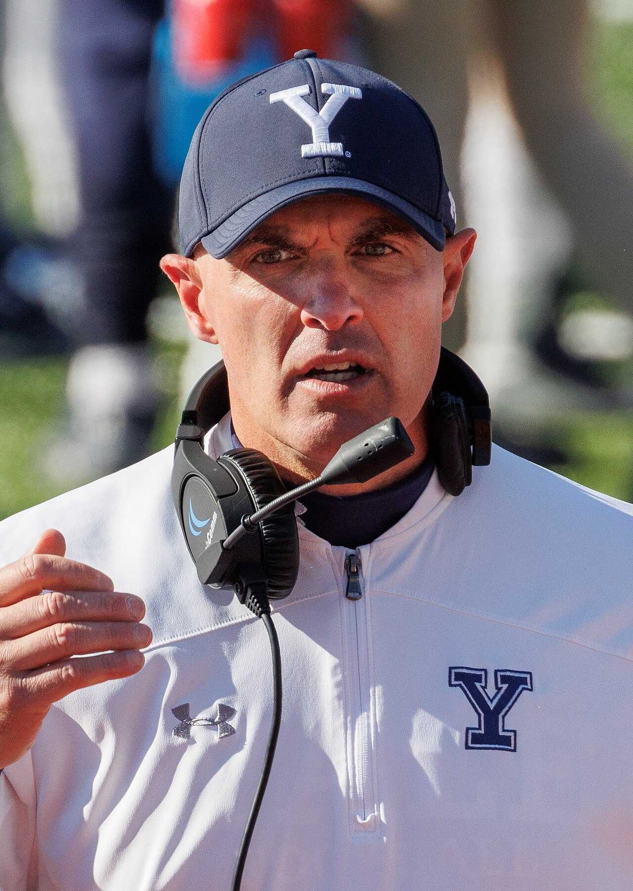 Yale football coach Tony Reno steps down, citing health reasons