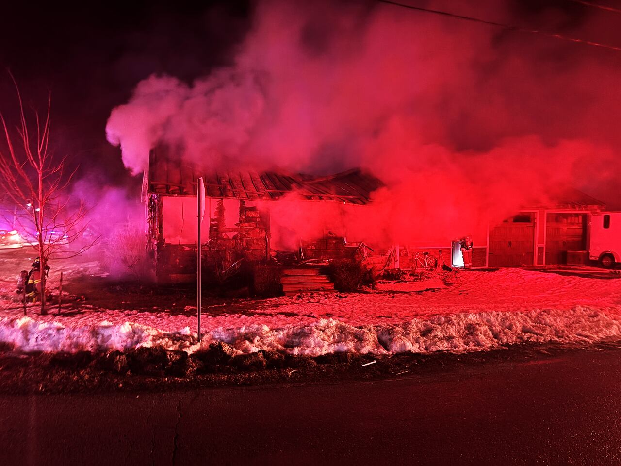 Early morning fire destroys Ridgetown home