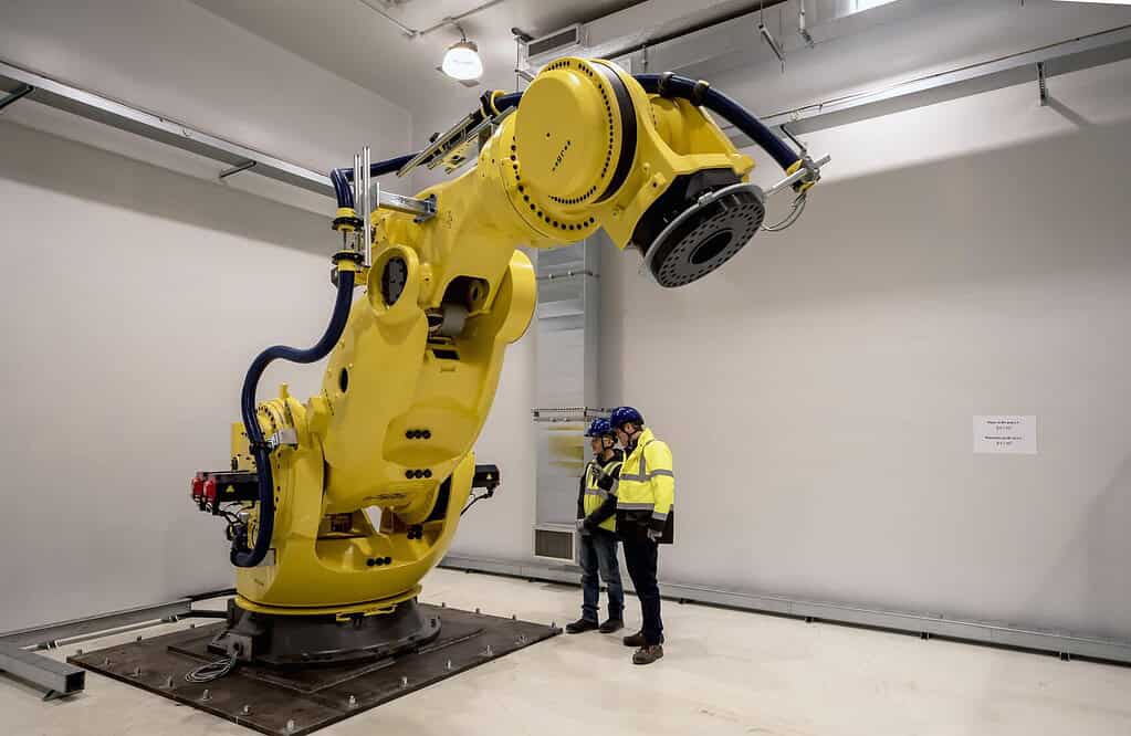 Meet Godzilla, the four meter robot building the world’s largest fusion