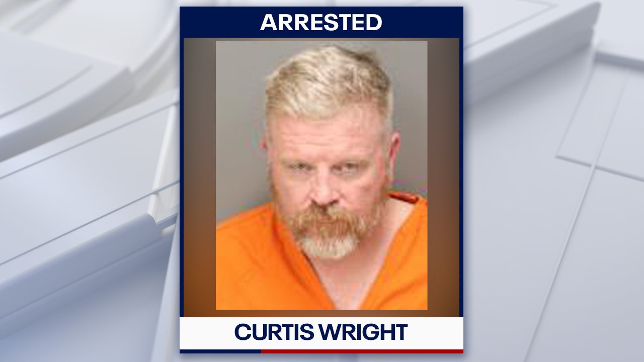 St. Pete police officer arrested for domestic battery: PCSO