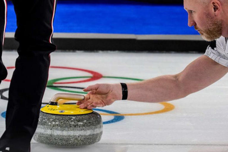Canadian curler shows true colors in Swedish interview after cheating storm