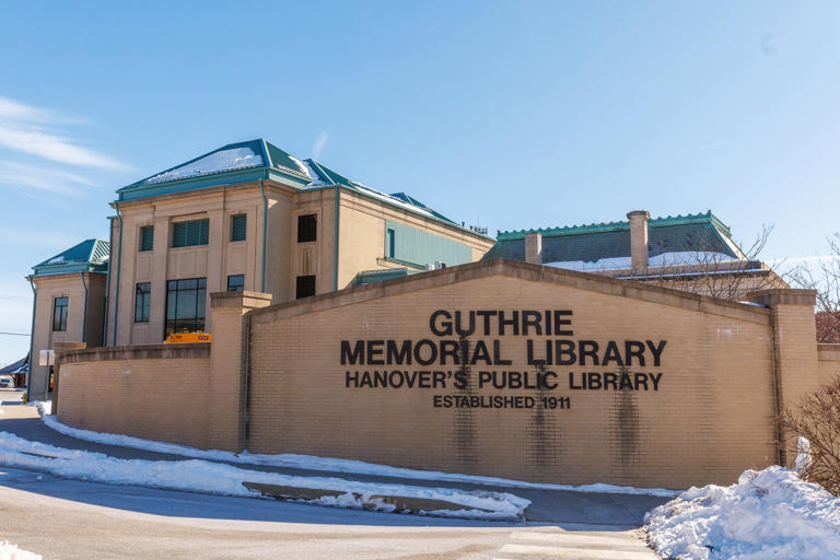 Hanover's public library opens lobby for pickups as repairs continue