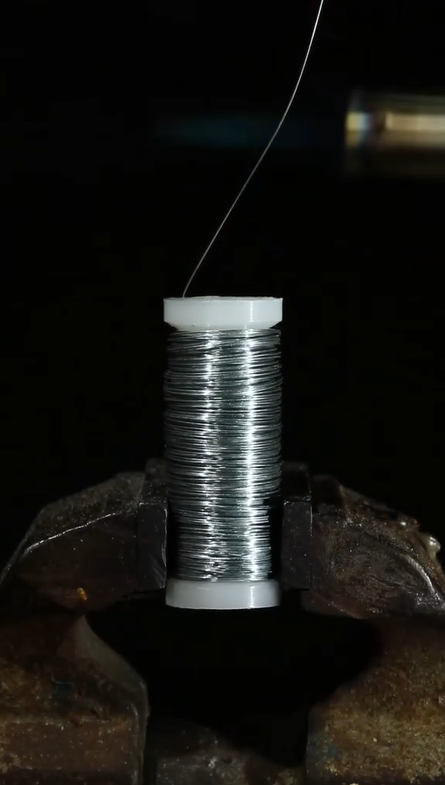 Incredible steel wire heating: A satisfying macro experiment you must see