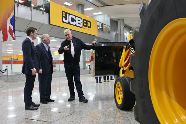 Tory Notts council previously rejected JCB machines now being bought by ...