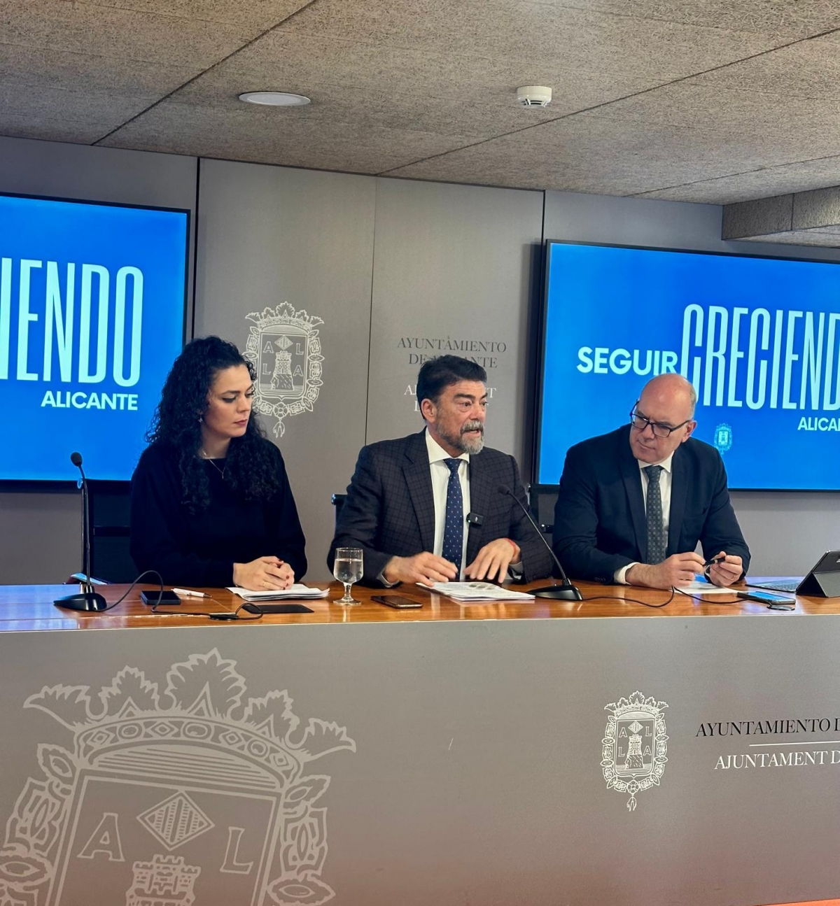 Alicante coteja los empadronamientos en las VPP de San Juan y ordena ...