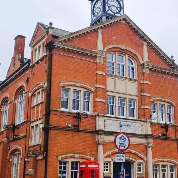 Thame Spring Market returns to the high street this March