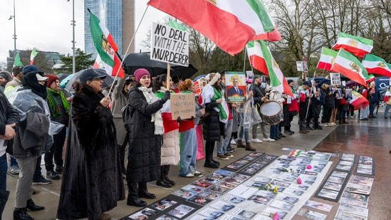 Iran-US tensions: Oman says 'good progress' made during nuclear talks ...