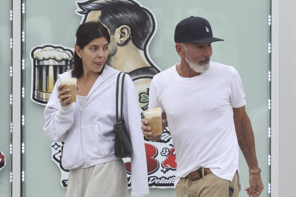 Mossimo Giannulli steps out with much-younger stylist — again — after ...