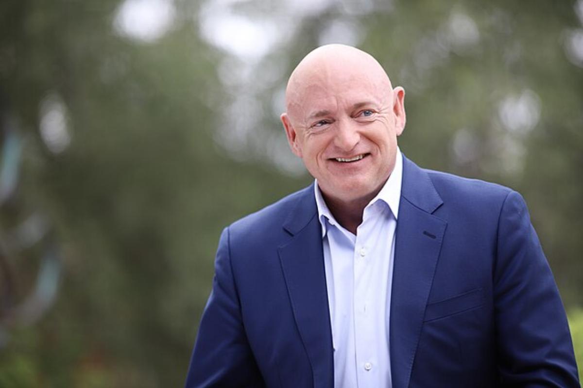 Quick facts about Mark Kelly: Meet the man Trump called a traitor who ...