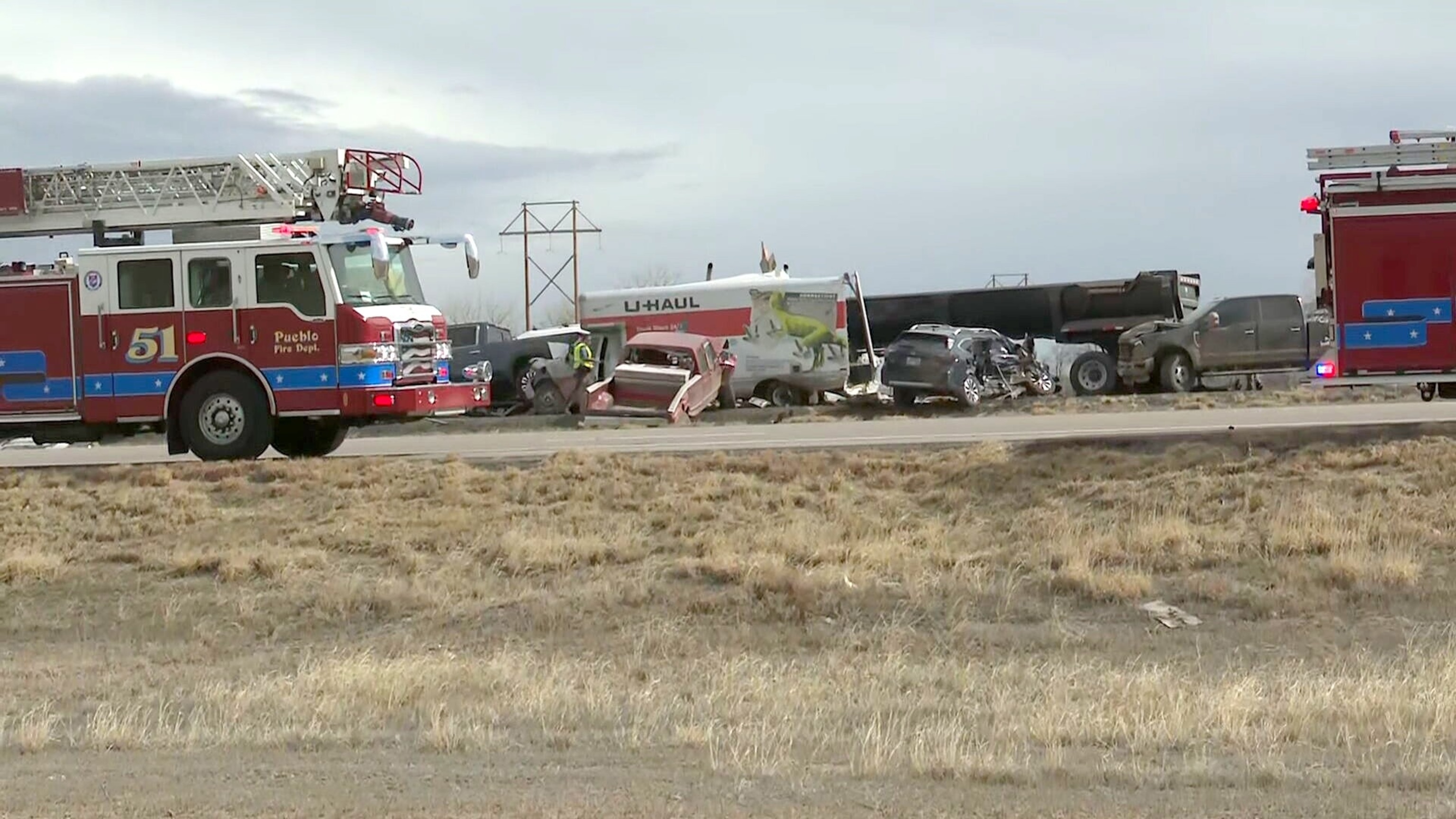 4 dead in pile-up crash involving over 30 vehicles, including multiple semis: Police