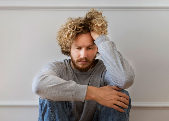 “It Is Quite Sad”: 69 People Who Have Dated Out Of Their League Share How It Turned Out