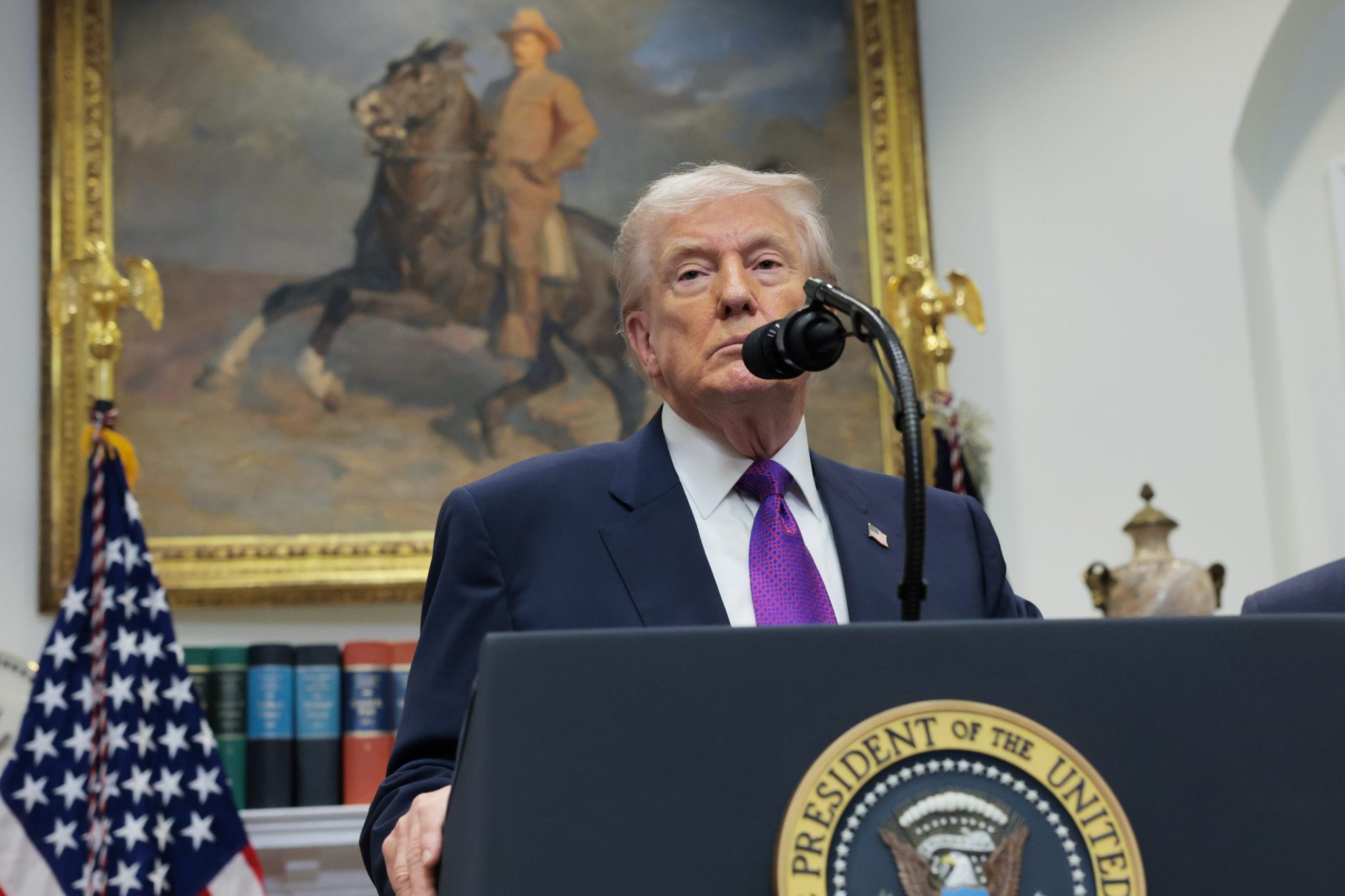 Trump crackdown drives 80% plunge in immigrant employment, reshaping labor market, Goldman says<br>