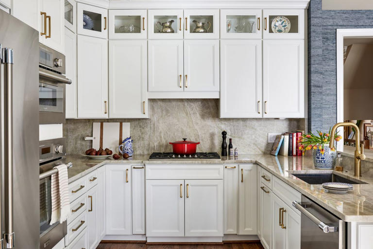 This popular 2000s kitchen feature is officially outdated, design pros say
