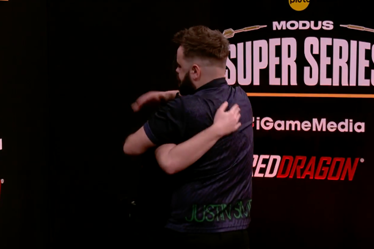 Darts referee breaks down in tears as player consoles him in emotional ...