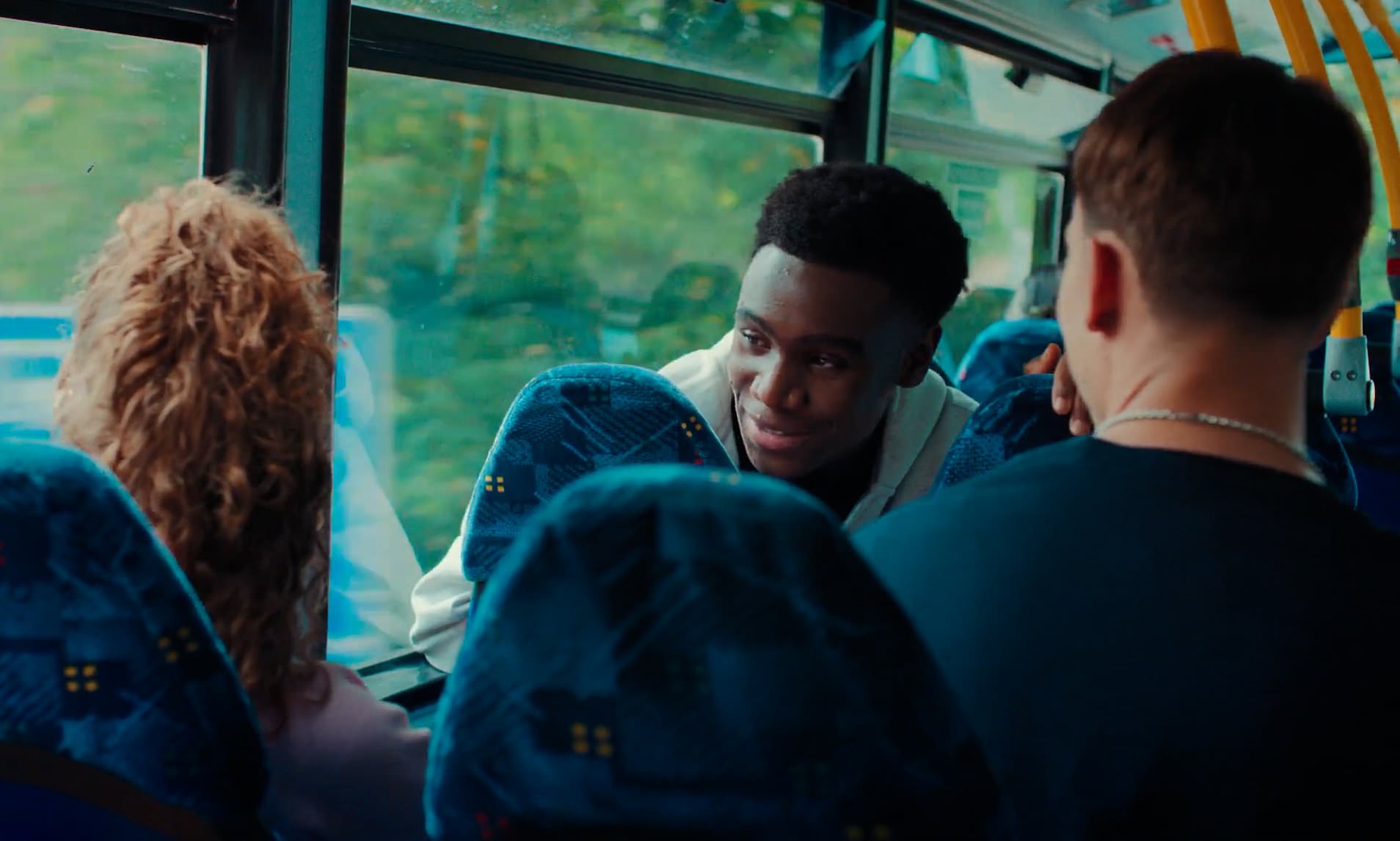 TfL advert showing black man harassing white girl is banned for ...