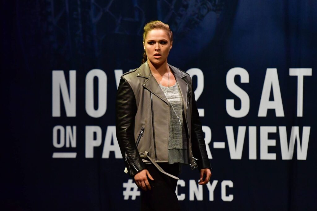 Ronda Rousey discusses UFC pay structure while announcing $40K minimum ...