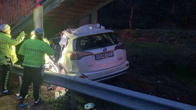 Rize’de feci kaza: 1 ölü, 1 ağır yaralı