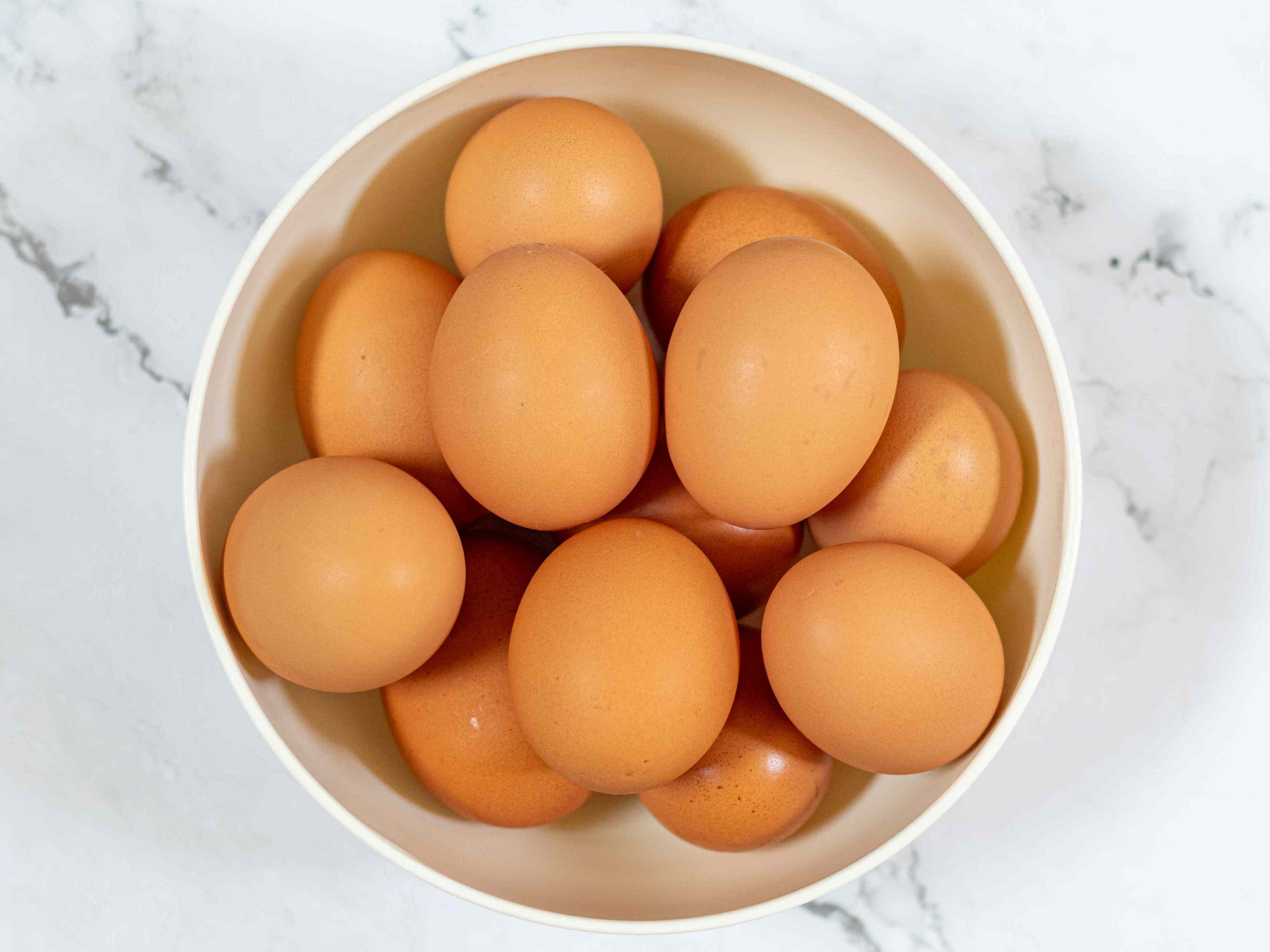 The one thing you should never do with storebought eggs(00)