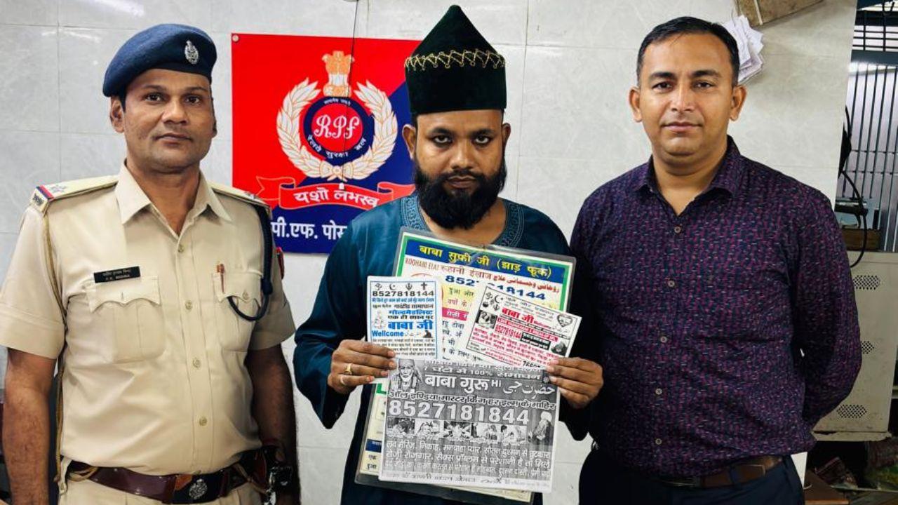 Fake Baba Bangali poster racket uncovered at Reay Road by railway ...