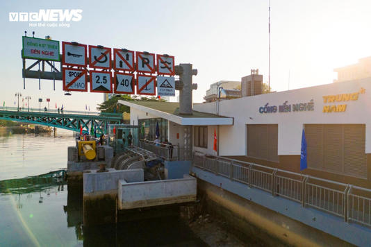 Bên trong cống ngăn triều của dự án 10.000 tỷ ở TP.HCM - 2