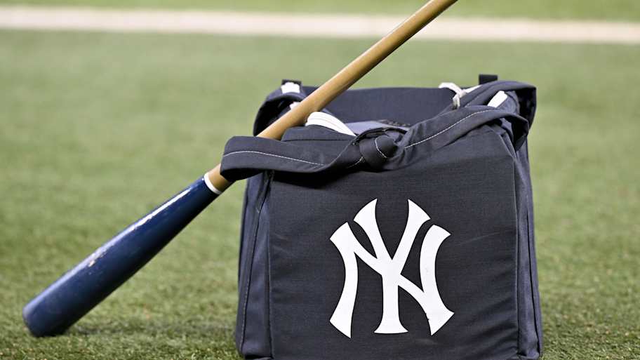 Yankees make historic international signing as new director makes waves<br><br>