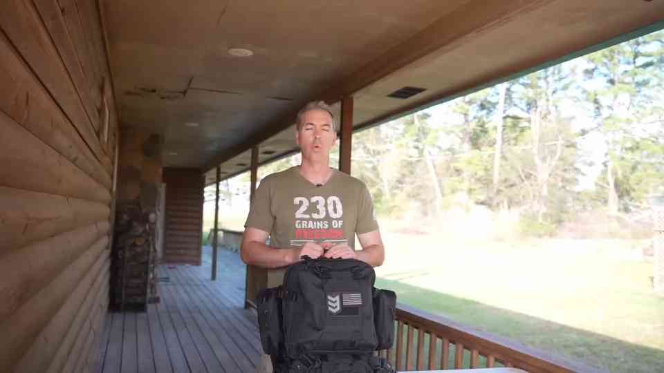 Former CIA's top 4 first aid items for bug out bag