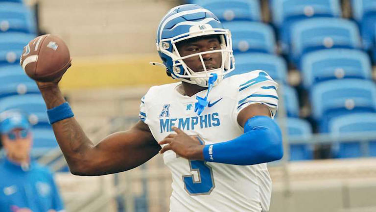 Silverfield updates Razorbacks' quarterback battle before spring practice
