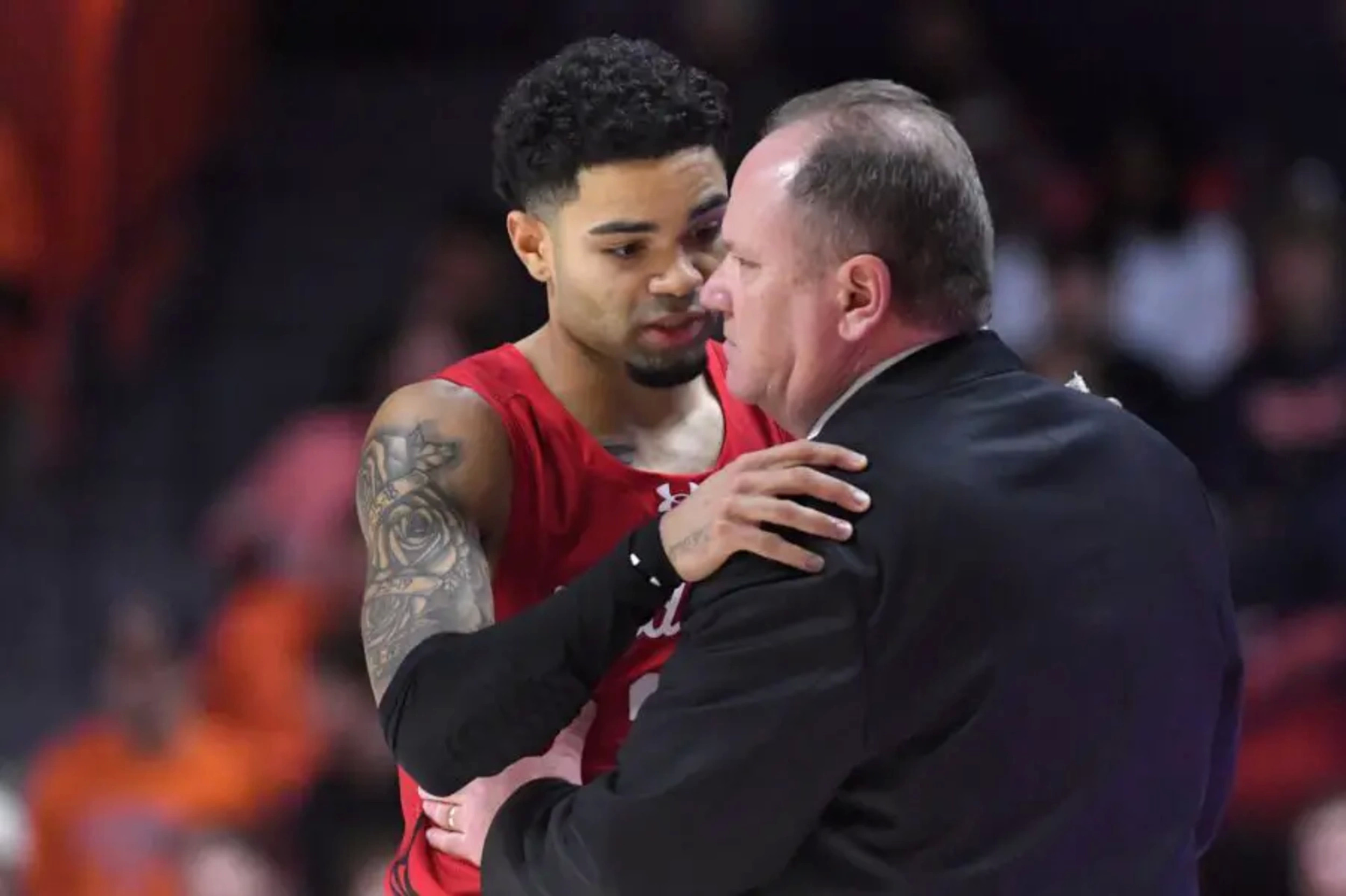 Badgers fall to Ohio State in Columbus days after reentering top 25