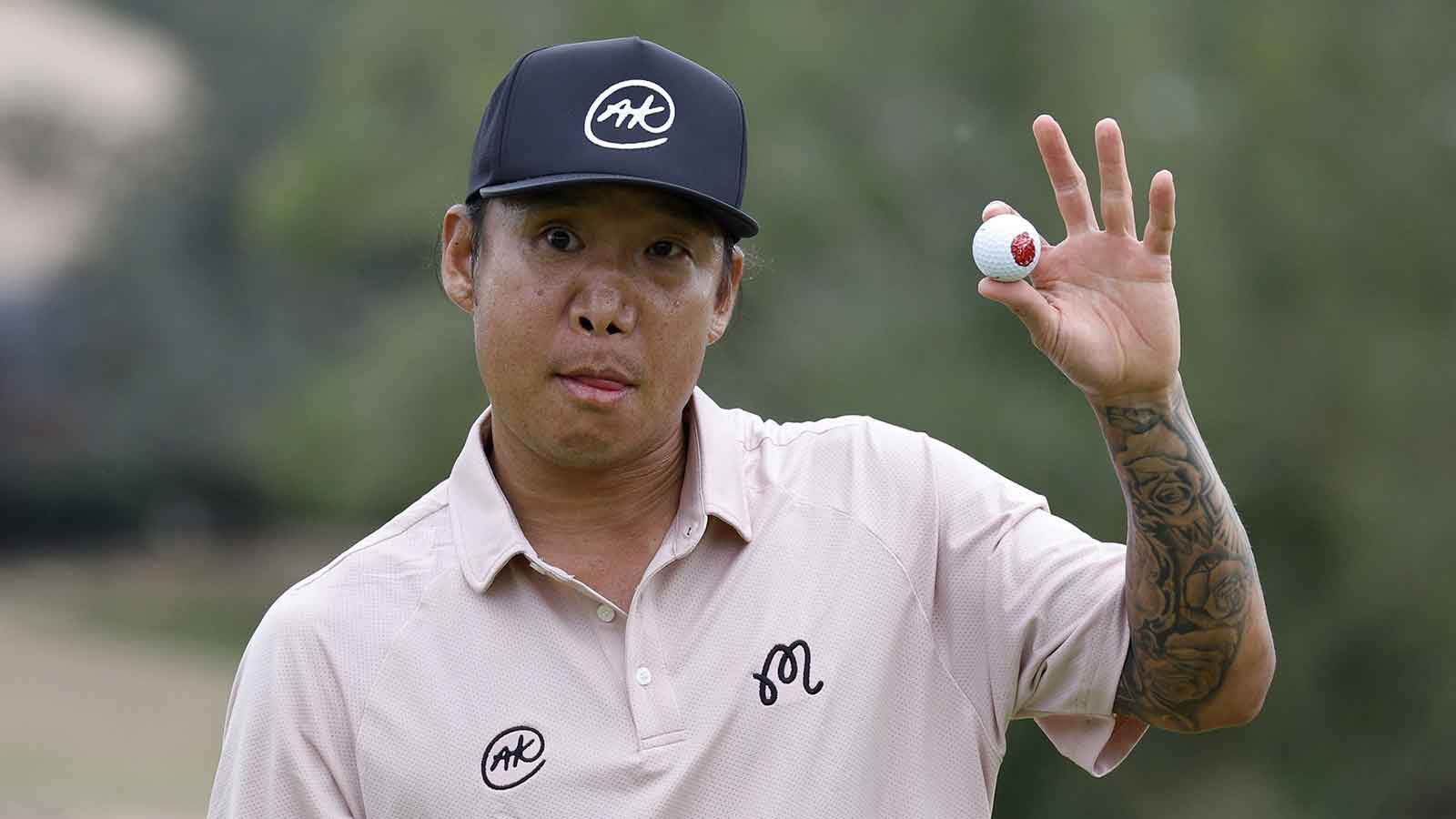 Tiger Woods congratulates Anthony Kim on remarkable LIV Golf comeback