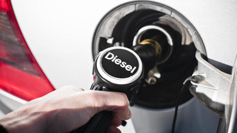 Ποιος όμιλος επαναφέρει τους diesel κινητήρες στα μοντέλα του;