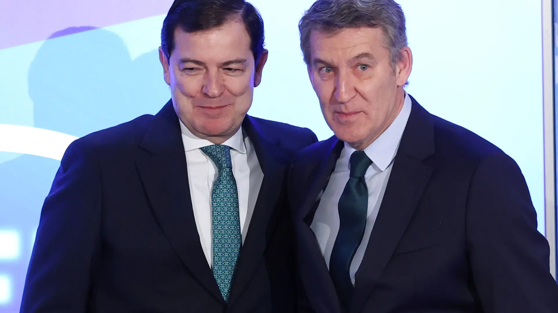 El PP acerca posturas con Vox en Castilla y León aunque espera un freno ...