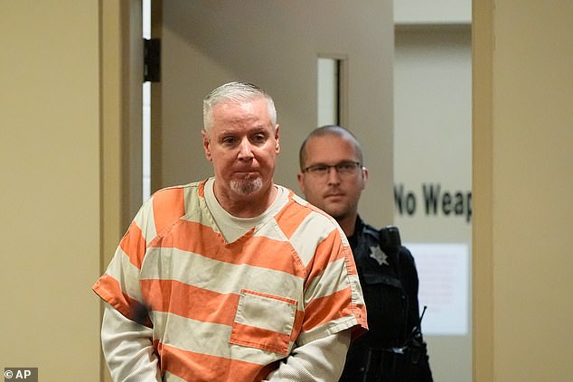 Georgia father stands trial as he's accused of giving son rifle before ...