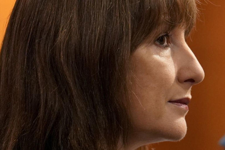 Huge £117 change in energy bills in April after Rachel Reeves announcement