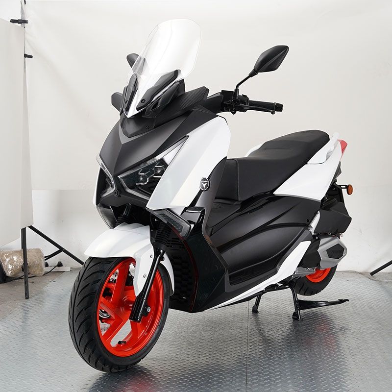 Kembaran Yamaha XMAX dari merek China muncul, power lebih besar, harga ...